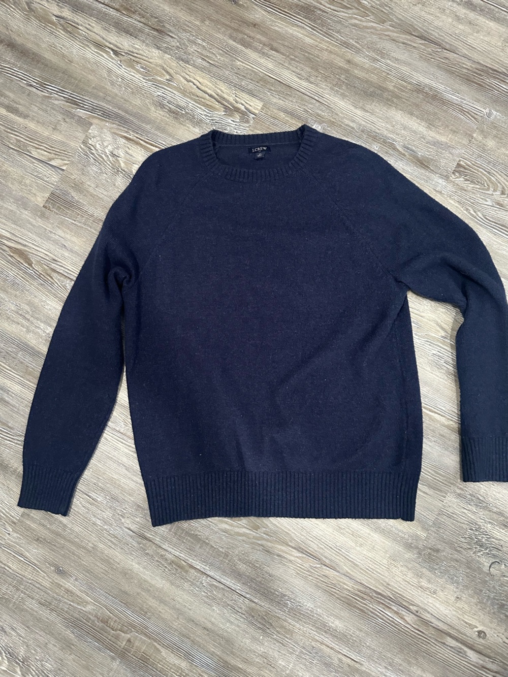 J. Crew Navy Lamb’s Wool Blend Crewneck Sweater Men’s Medium
